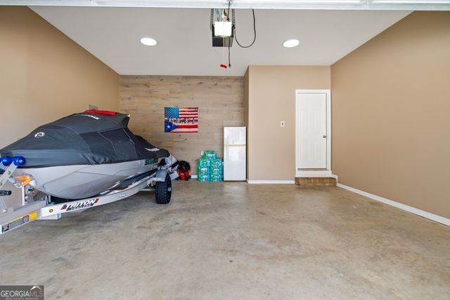 100 Maple Leaf Drive, Oxford, GA 30054