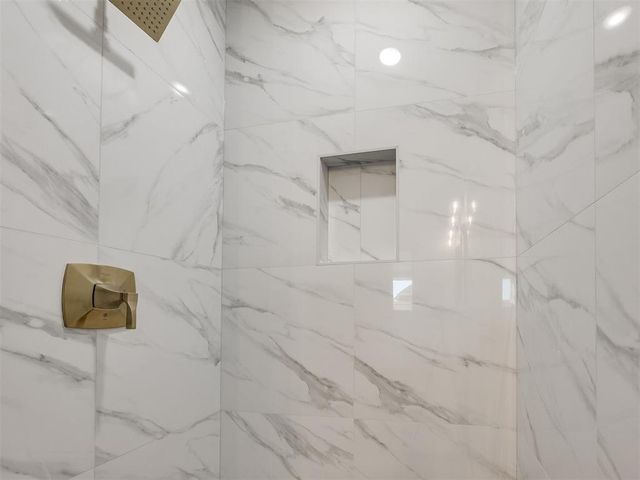 16013 Catalonia Place, Oklahoma City, OK 73170