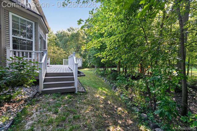 6350 Knob Hill Court, Grand Blanc Charter Township, MI 48439
