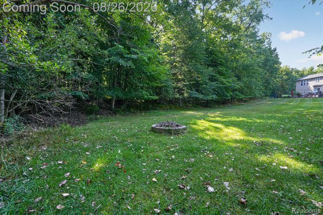 6350 Knob Hill Court, Grand Blanc Charter Township, MI 48439