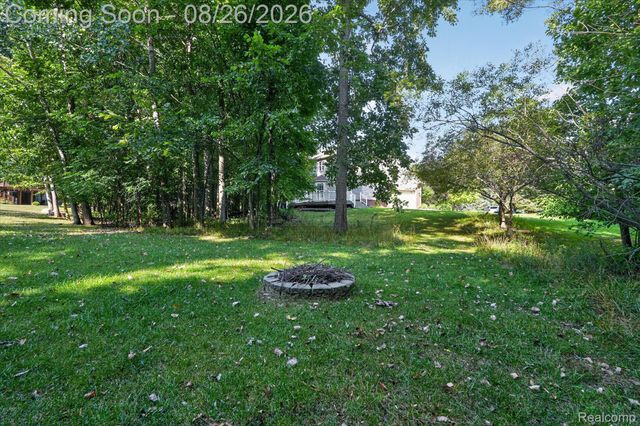 6350 Knob Hill Court, Grand Blanc Charter Township, MI 48439