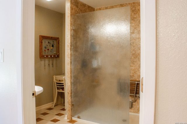 220 Eagle Nest, Pleasanton, TX 78064