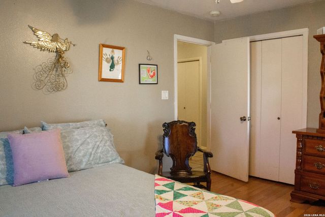 220 Eagle Nest, Pleasanton, TX 78064