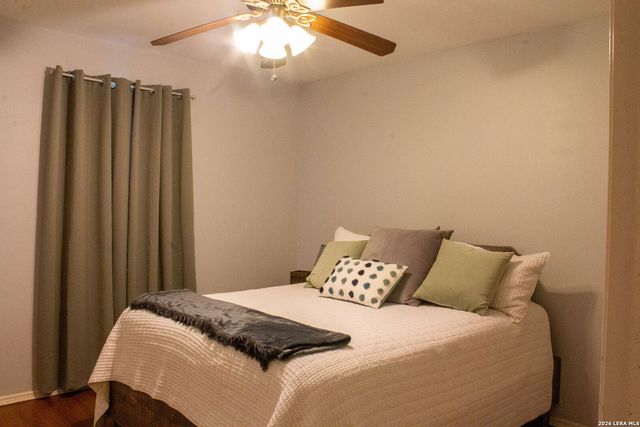 220 Eagle Nest, Pleasanton, TX 78064