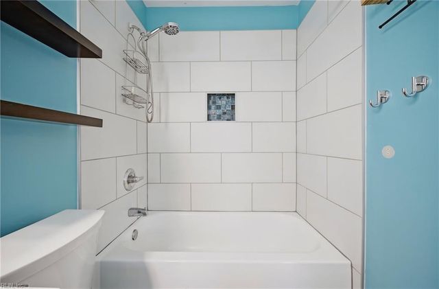 4024 Rainbow DR, Virginia Beach, VA 23456