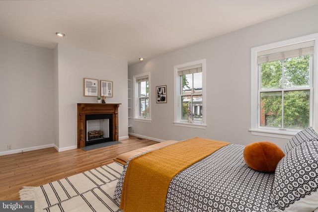 1434 CORCORAN ST NW, Washington, DC 20009