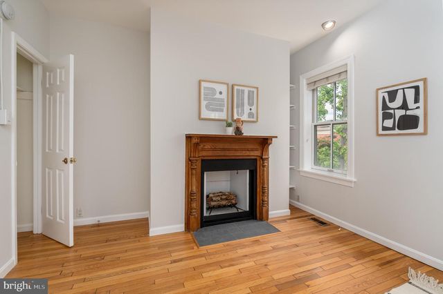 1434 CORCORAN ST NW, Washington, DC 20009