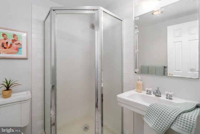 1434 CORCORAN ST NW, Washington, DC 20009