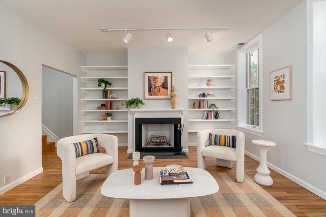 1434 CORCORAN ST NW, Washington, DC 20009