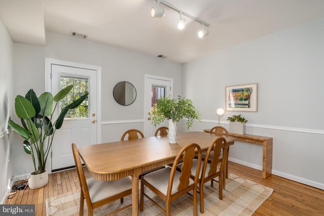 1434 CORCORAN ST NW, Washington, DC 20009