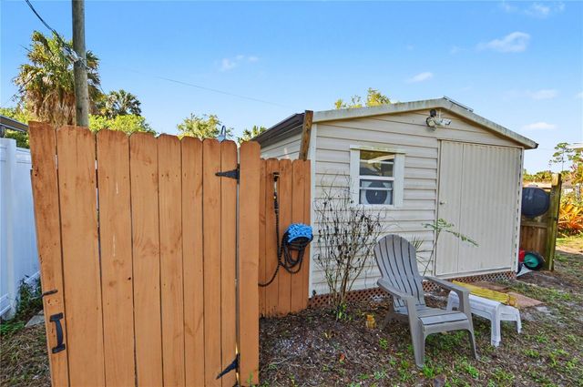 1330 KENSINGTON STREET, Port Charlotte, FL 33952