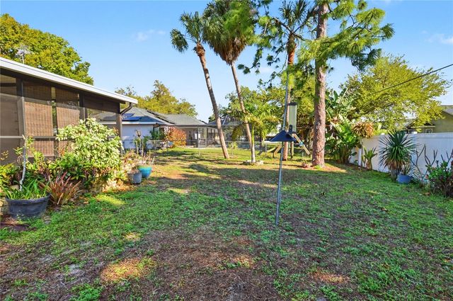 1330 KENSINGTON STREET, Port Charlotte, FL 33952