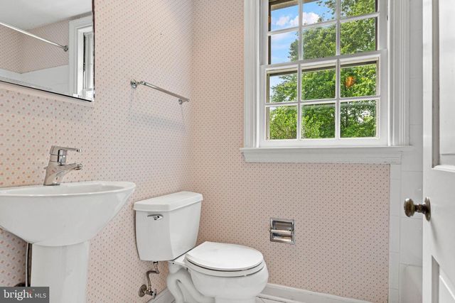 1312 PARTRIDGE LN, Villanova, PA 19085