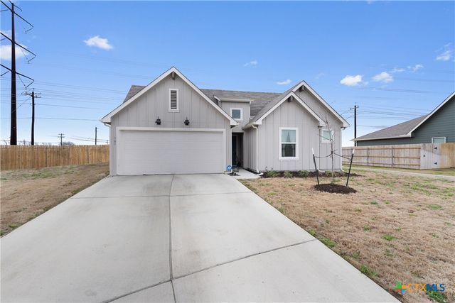 101 Gather, Seguin, TX 78155