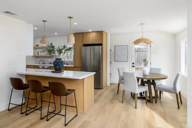 733 Cathy Ln, Cardiff By The Sea, CA 92007