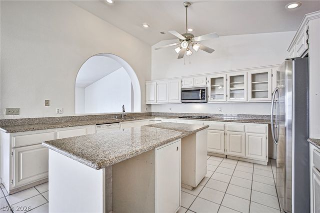 6970 Eldora Avenue, Las Vegas, NV 89117