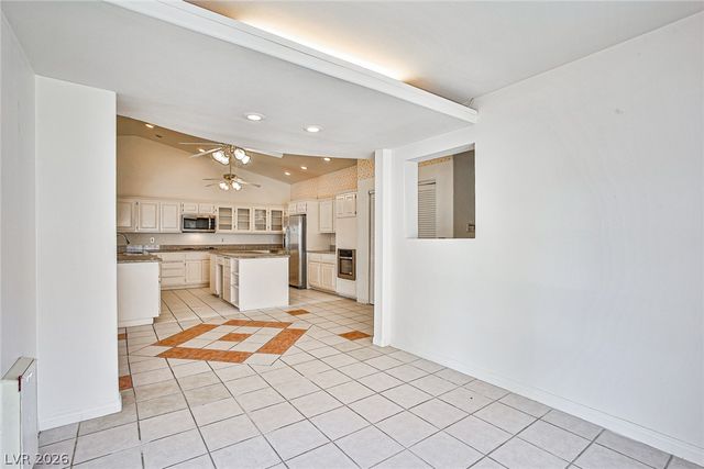 6970 Eldora Avenue, Las Vegas, NV 89117