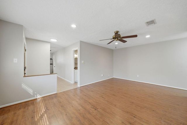 1408 Ramada Drive, Houston, TX 77062