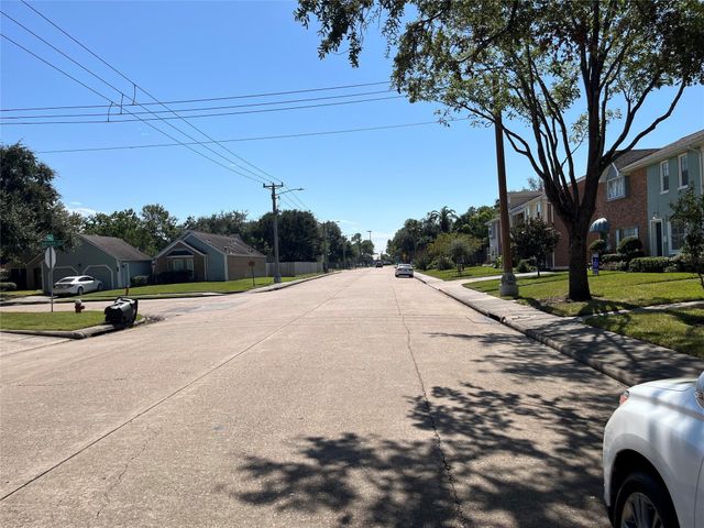 1408 Ramada Drive, Houston, TX 77062