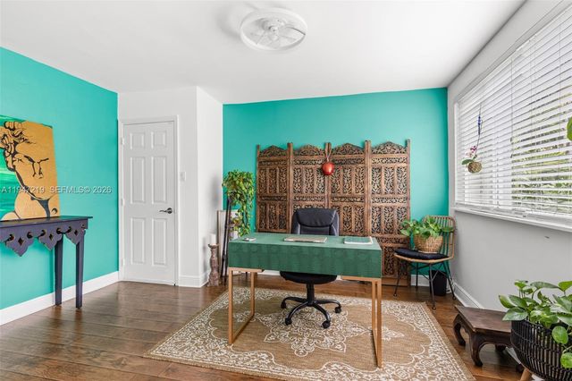 550 Cardinal St, Miami Springs, FL 33166