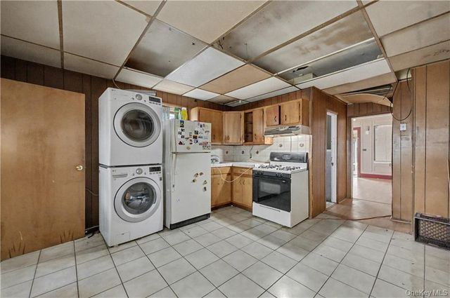 429 S 9th Avenue, Mount Vernon, NY 10550