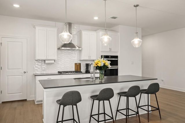 113 Bell Chime DR, Liberty Hill, TX 78642