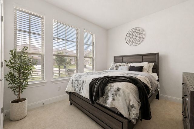 113 Bell Chime DR, Liberty Hill, TX 78642