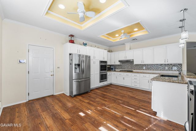 43648 Colony Drive, Lancaster, CA 93536