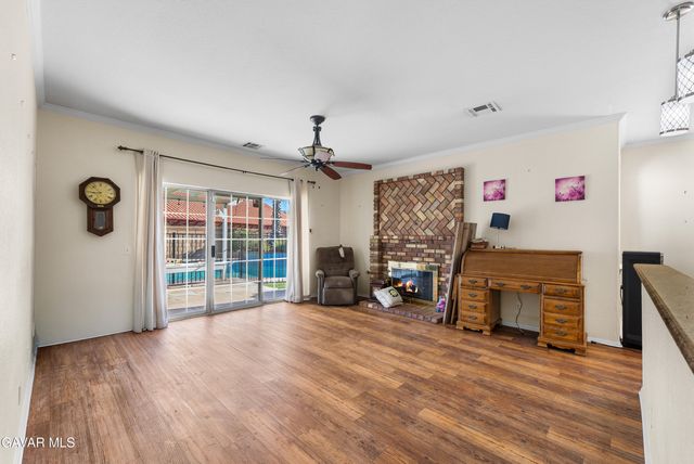 43648 Colony Drive, Lancaster, CA 93536