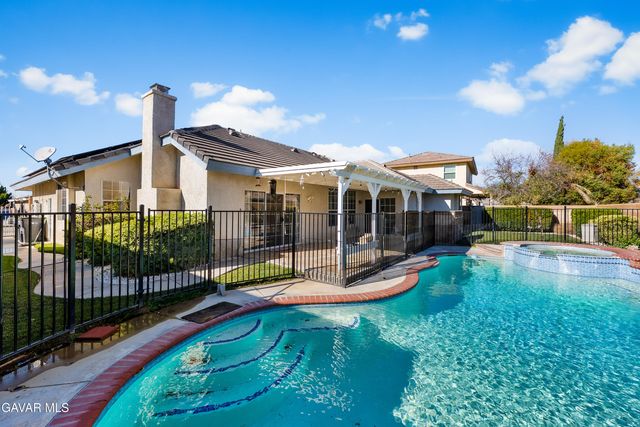 43648 Colony Drive, Lancaster, CA 93536