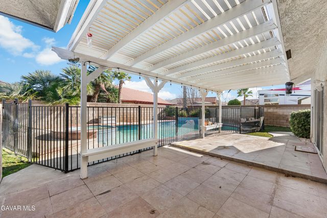 43648 Colony Drive, Lancaster, CA 93536