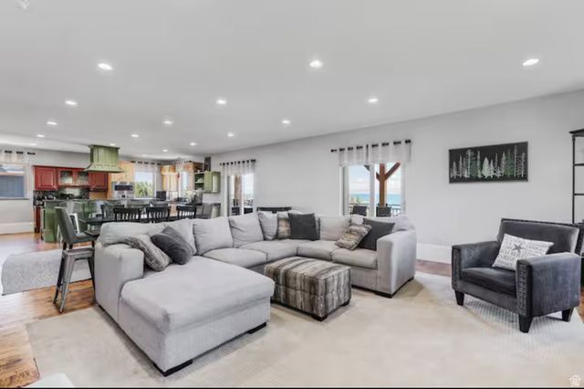 705 N LOCHWOOD VW, Garden City, UT 84028