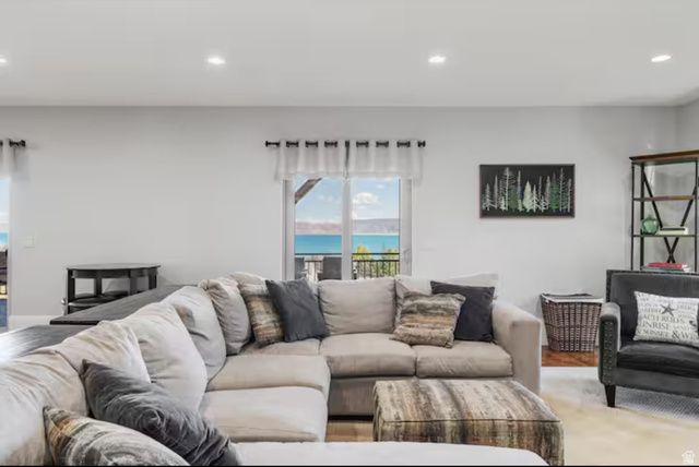 705 N LOCHWOOD VW, Garden City, UT 84028