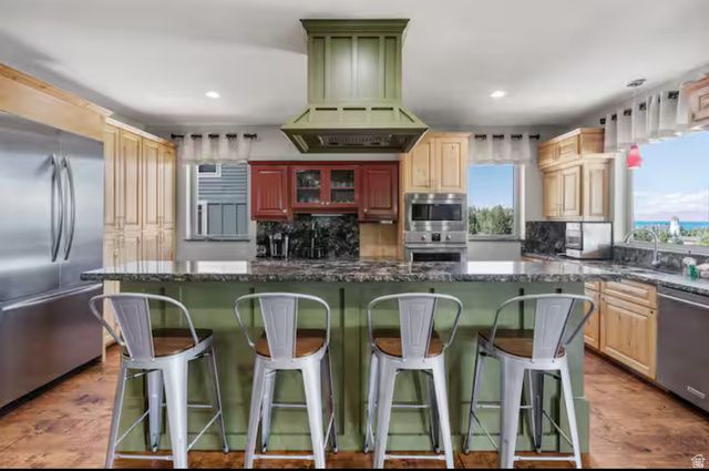 705 N LOCHWOOD VW, Garden City, UT 84028