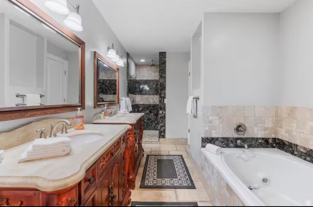 705 N LOCHWOOD VW, Garden City, UT 84028