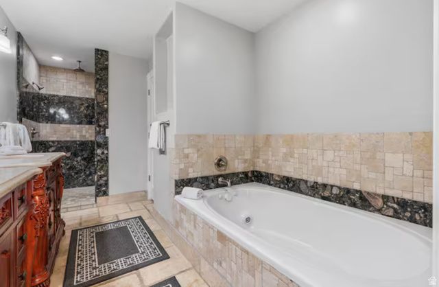705 N LOCHWOOD VW, Garden City, UT 84028
