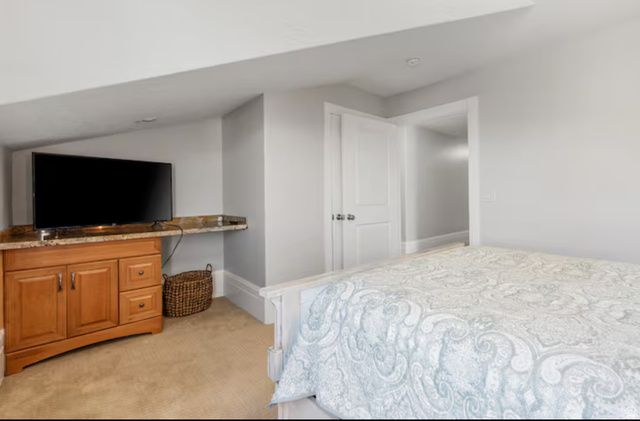 705 N LOCHWOOD VW, Garden City, UT 84028