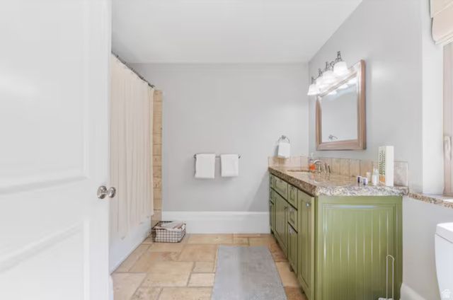 705 N LOCHWOOD VW, Garden City, UT 84028