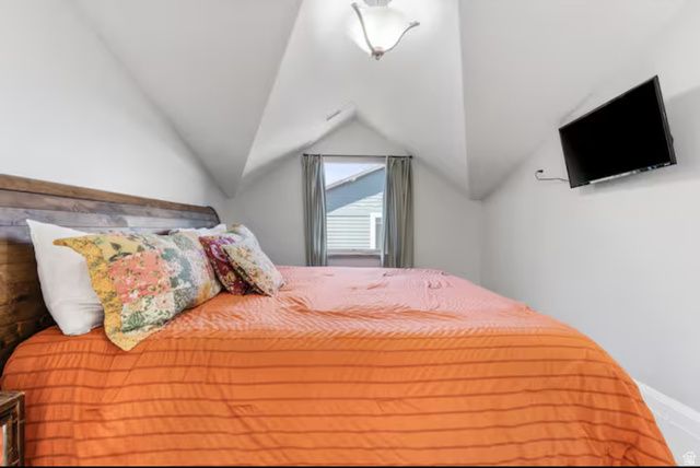 705 N LOCHWOOD VW, Garden City, UT 84028
