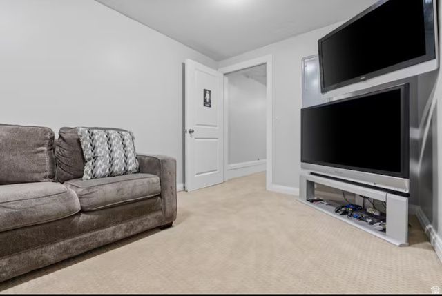 705 N LOCHWOOD VW, Garden City, UT 84028