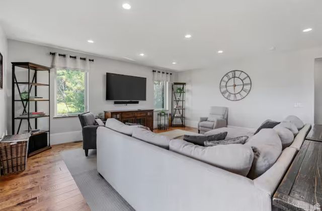 705 N LOCHWOOD VW, Garden City, UT 84028