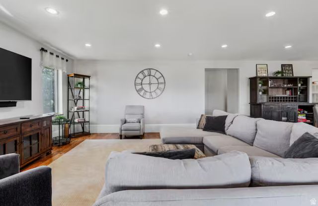 705 N LOCHWOOD VW, Garden City, UT 84028