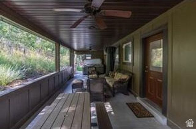 705 N LOCHWOOD VW, Garden City, UT 84028