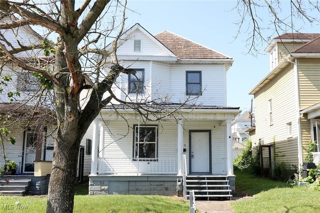 1302 Oregon Avenue, Steubenville, OH 43952