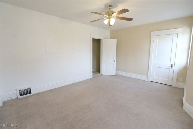 1302 Oregon Avenue, Steubenville, OH 43952