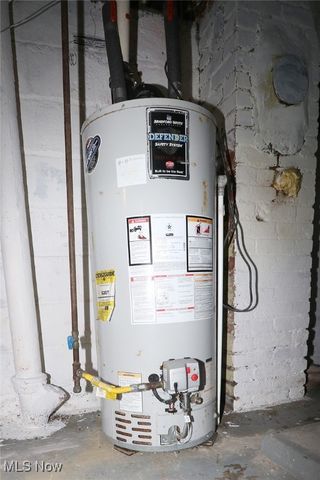 1302 Oregon Avenue, Steubenville, OH 43952