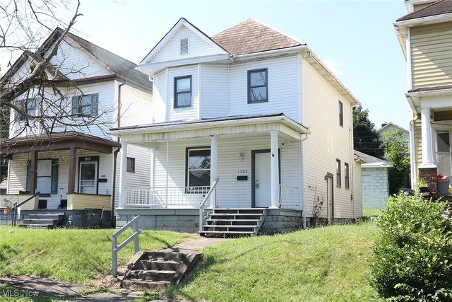 1302 Oregon Avenue, Steubenville, OH 43952