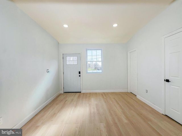 5725 13TH ST NW, Washington, DC 20011