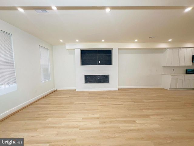 5725 13TH ST NW, Washington, DC 20011