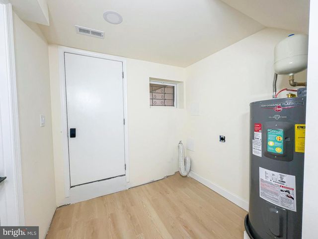 5725 13TH ST NW, Washington, DC 20011